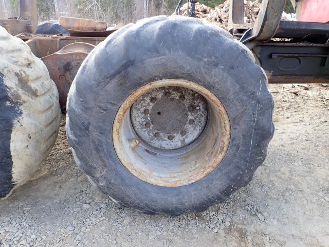 687492-16 Skotare VALMET 840