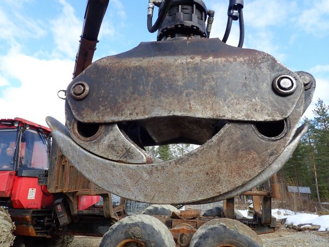 687492-29 Skotare VALMET 840