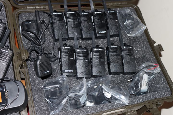 788474-1 20 pcs Walkie-Talkie Motorola XTNi