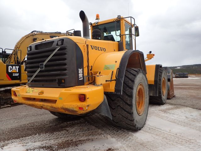 689213-6 Volvo 180E Wheel Loader 2006