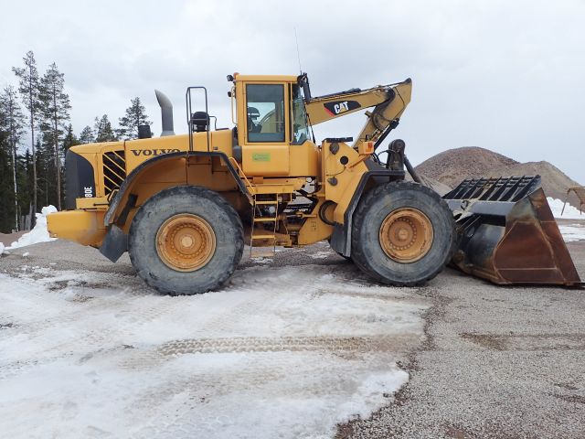 689213-7 Volvo 180E Wheel Loader 2006