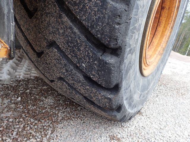 689213-14 Volvo 180E Wheel Loader 2006