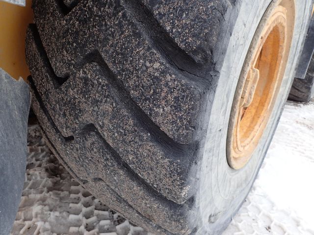 689213-17 Volvo 180E Wheel Loader 2006