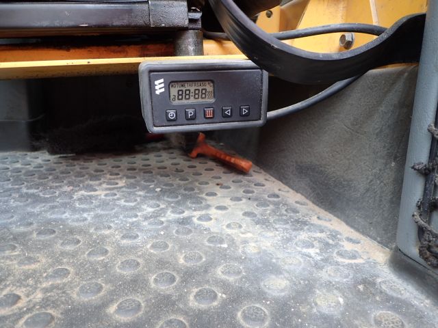 689213-19 Volvo 180E Wheel Loader 2006