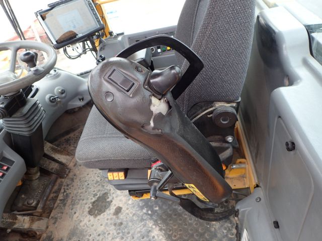 689213-21 Volvo 180E Wheel Loader 2006