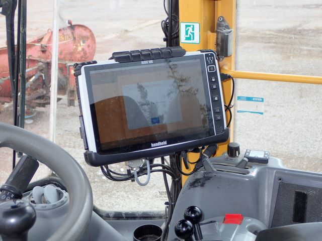 689213-33 Volvo 180E Wheel Loader 2006