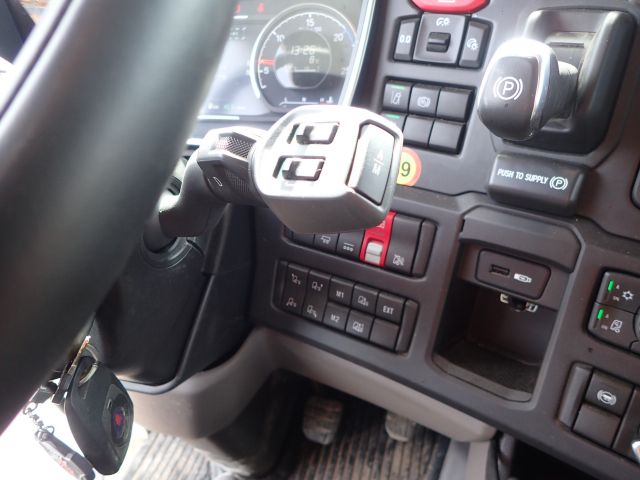 689223-17 SCANIA R540, Tridem, 2020