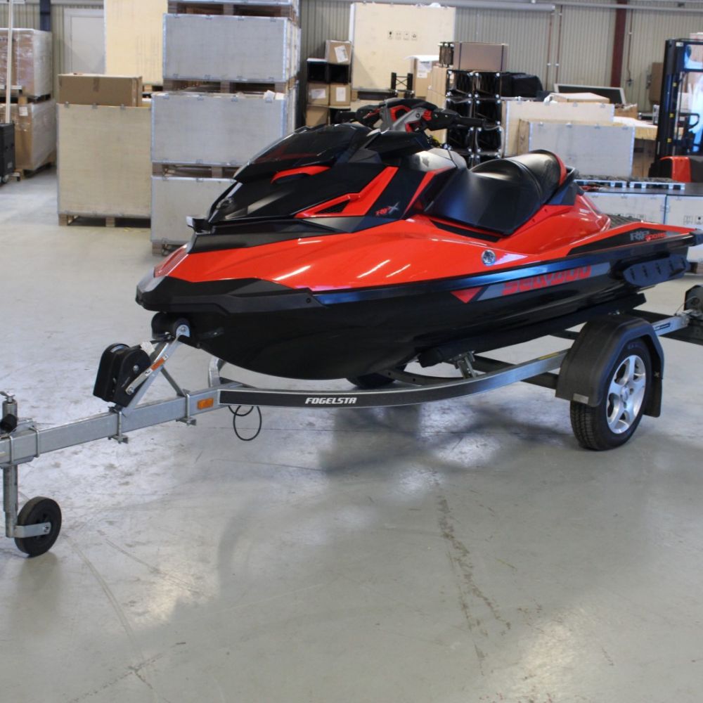 759010-2 Jet ski Seadoo RXP 300 RS -18 (46 Hours) Incl. Boat trailer (Updated info and picture)