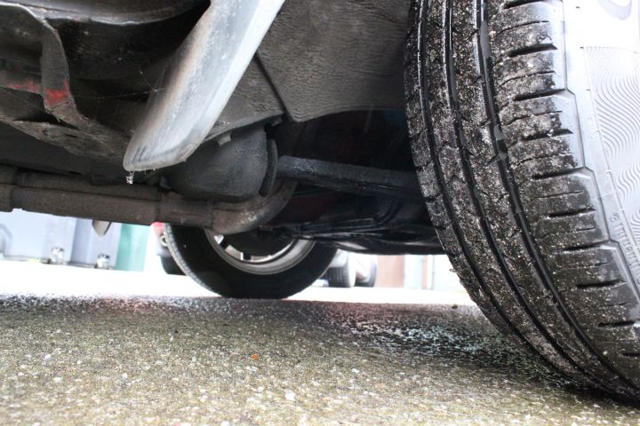 788936-44 Volvo 244GL -1991