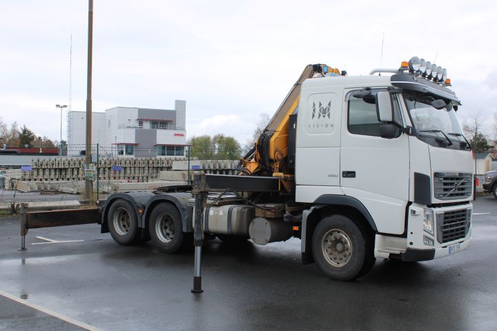 759014-7 Volvo FH12 460 Euro 3 -03 (374394km)