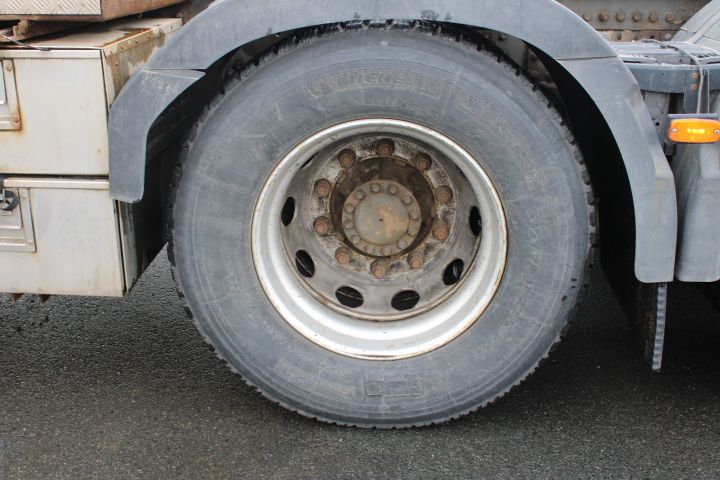 759014-11 Volvo FH12 460 Euro 3 -03 (374394km)