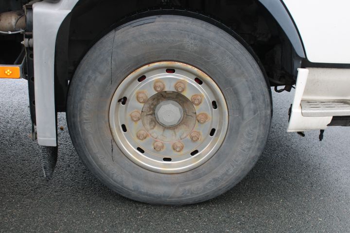 759014-15 Volvo FH12 460 Euro 3 -03 (374394km)