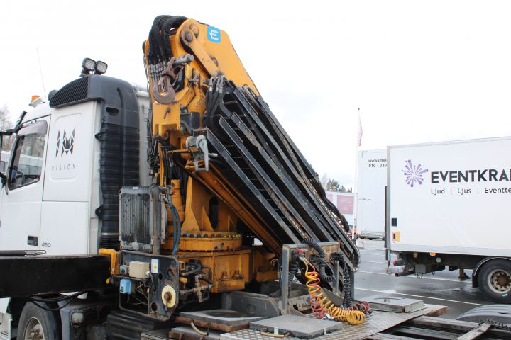 759014-23 Volvo FH12 460 Euro 3 -03 (374394km)