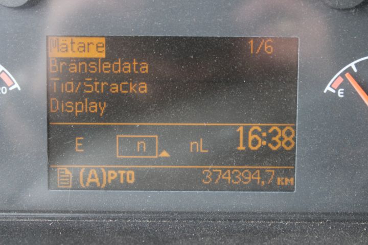 759014-37 Volvo FH12 460 Euro 3 -03 (374394km)