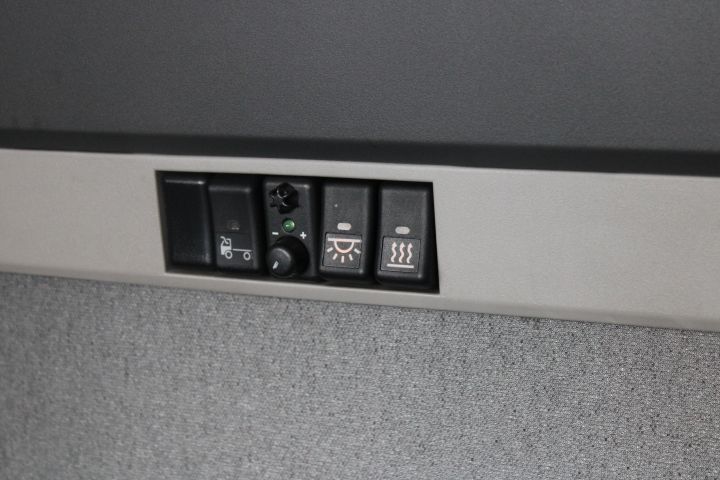 759014-44 Volvo FH12 460 Euro 3 -03 (374394km)