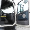 759014-46 Volvo FH12 460 Euro 3 -03 (374394km)