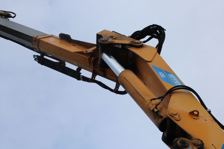 759014-48 Volvo FH12 460 Euro 3 -03 (374394km)