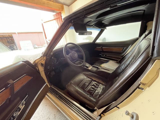 789117-8 Chevrolet Corvette Stingray C3 -1976