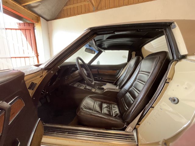 789117-9 Chevrolet Corvette Stingray C3 -1976