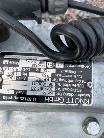 747341-25 THULE CE100035L, 2008