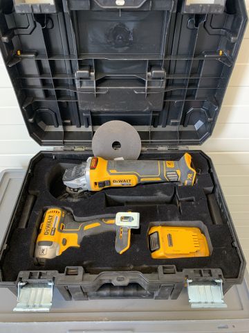 747352-1 Electric hand machines DeWalt DCG405 / DCF887