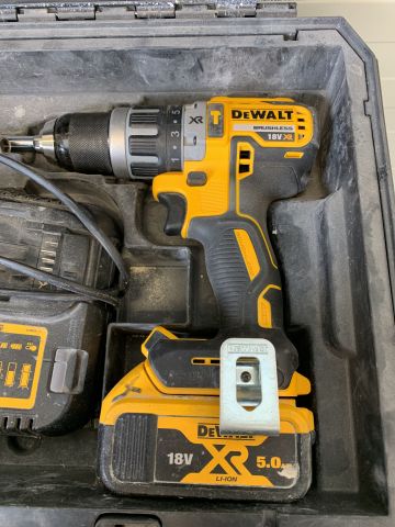 747356-4 Electric hand machines DeWalt DCD796 / DCF887