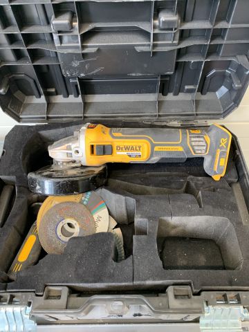 747361-1 Angle slip DeWalt DCG405