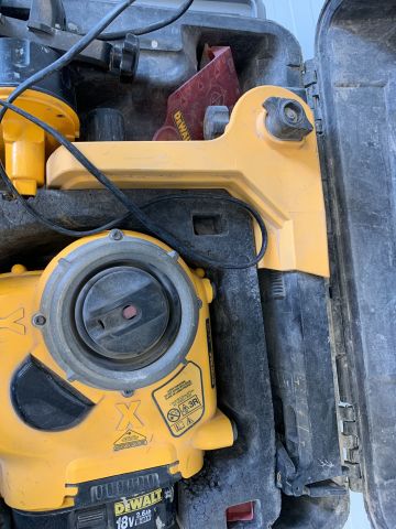 747368-7 DeWalt Rotary Laser DW077 incl. stand