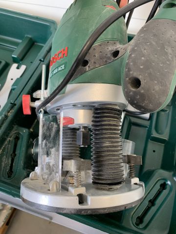 747383-8 Overhead cutter Bosch PDF 1400