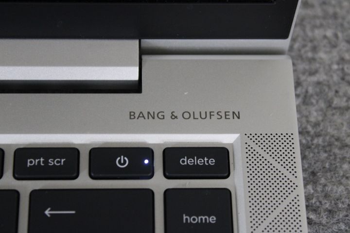 728778-6 Laptop & hub - HP - Elitebook 845 G7