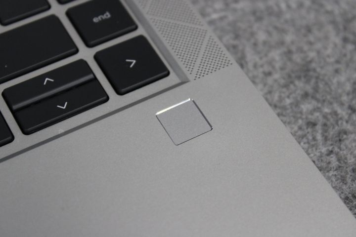 728778-8 Laptop & hub - HP - Elitebook 845 G7