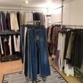 711680-4 Women's clothing store over 1000 garments Greenhouse and Capri