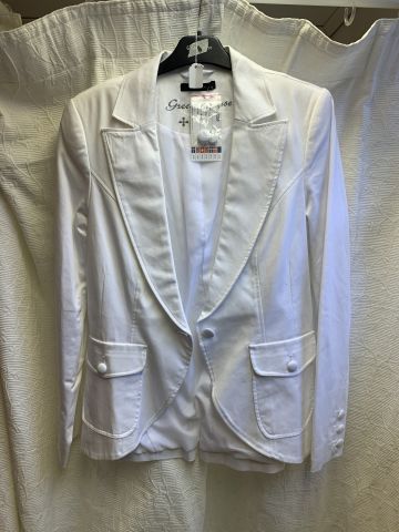 711680-26 Women's clothing store over 1000 garments Greenhouse and Capri