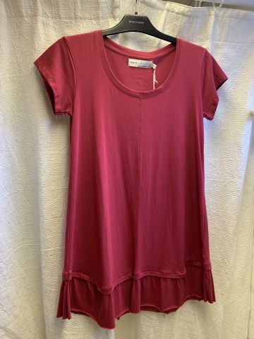 711680-52 Women's clothing store over 1000 garments Greenhouse and Capri