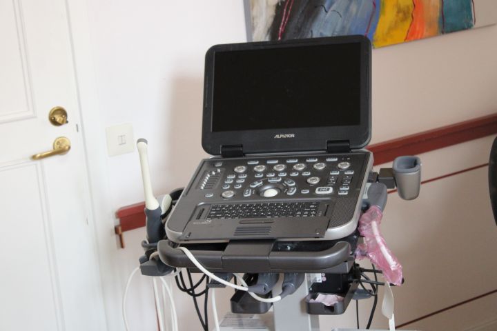 718798-1 Ultrasonic machine, Alpinion Ecube i7