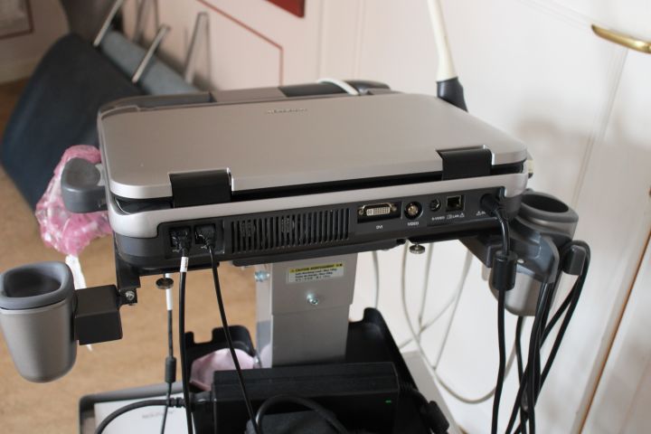 718798-13 Ultrasonic machine, Alpinion Ecube i7