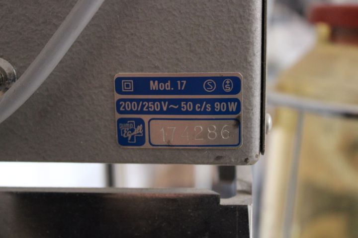 718803-8 Electric suction pump, older model