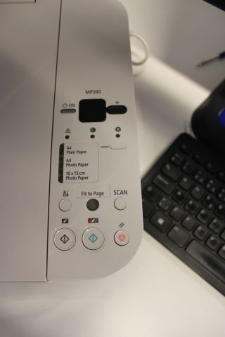 718820-3 Canon PIXMA MP240