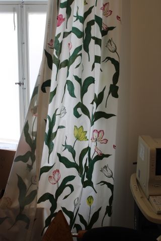 718858-1 2 curtain lengths, Maria Åström, "Still life"