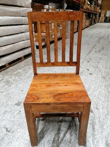 790058-1 (A) Handmade chair in solid wood