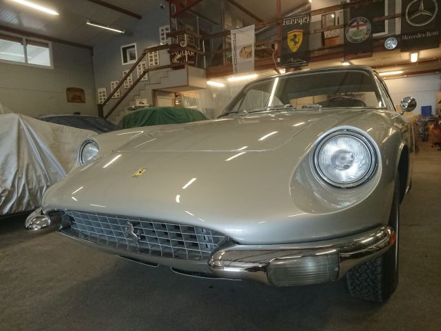 786552-35 Ferrari 365 GT 2 + 2 -1969