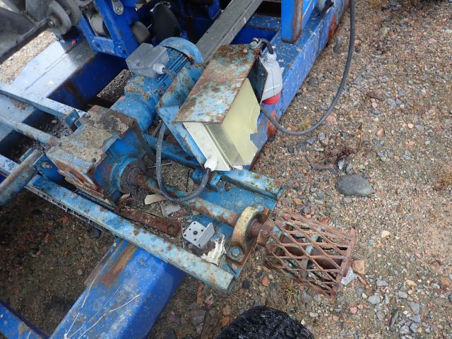 755615-14 Climbing platform Construction lift Hunnebeck MSM1000