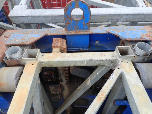 755615-23 Climbing platform Construction lift Hunnebeck MSM1000