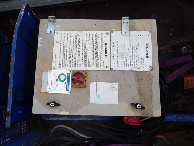 755615-24 Climbing platform Construction lift Hunnebeck MSM1000