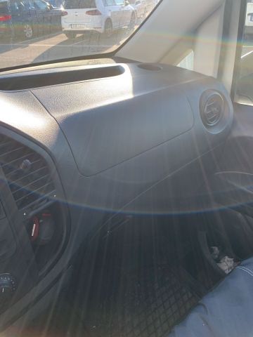 744865-31 Mercedes-Benz VIto 111d Manual, 114hp Reg.nr: YGE197 64763 km