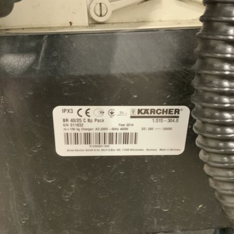 790199-6 Kombiskurmaskin Kärcher B40/25