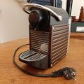 746738-1 Nespresso capsule machine C60