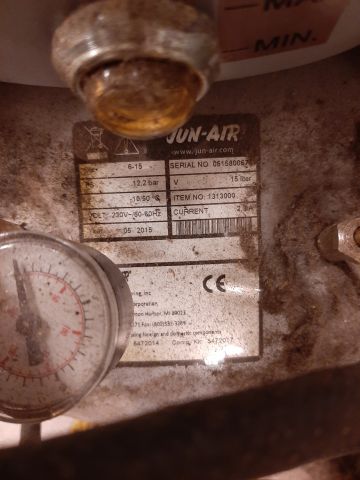 746746-15 Polishing machine with press function - Hardo, incl. Compressor & accessories