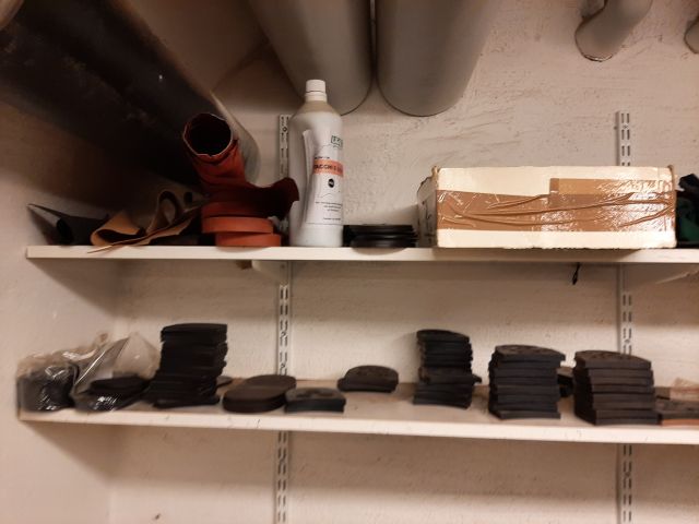 746746-21 Polishing machine with press function - Hardo, incl. Compressor & accessories