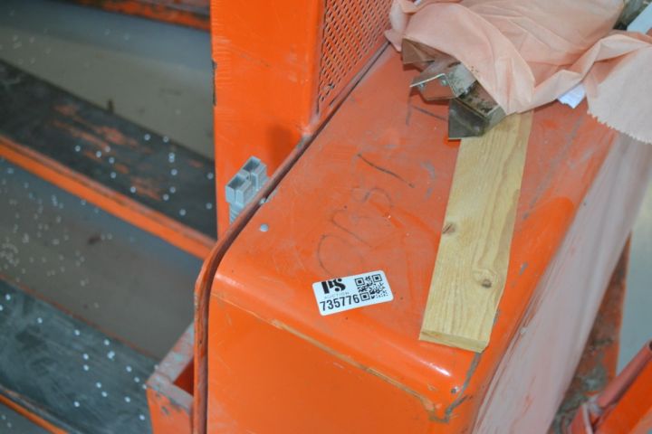 735776-2 "ATLET" stacker